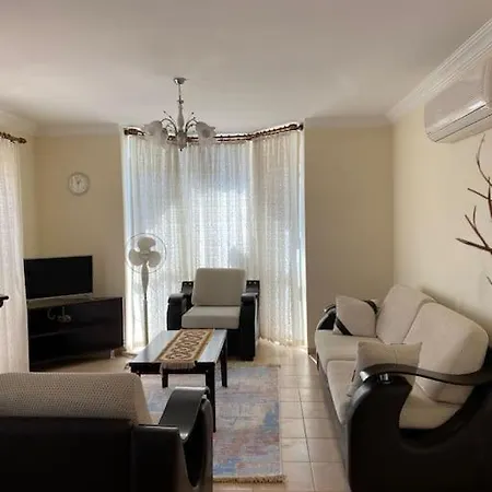 Fethiye'De Havuzlu Ve Bahceli 4+1 Tripleks Villa Oasis